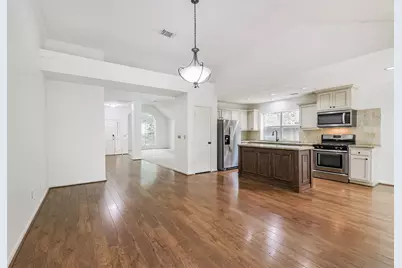 43 E Trillium Circle, The Woodlands, TX 77381 - Photo 6