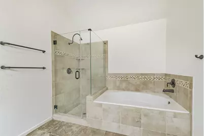 43 E Trillium Circle, The Woodlands, TX 77381 - Photo 24