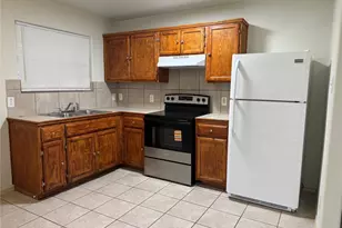 5515 Rio Ramos St, Rosharon, TX 77583 - Photo 2