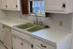 565 24th St, Beaumont, TX 77707 - Photo 18