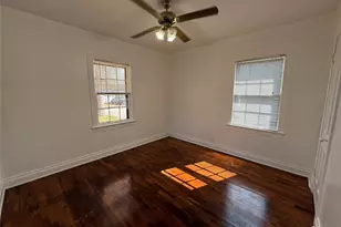 565 24th St, Beaumont, TX 77707 - Photo 14