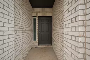 5827 Capri Frst Dr, Katy, TX 77493 - Photo 4