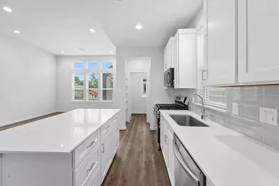 2110 Dewalt Street #G, Houston, TX 77088 - Photo 6