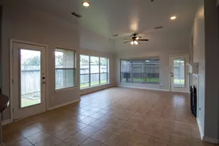 12619 Aubreywood Ln, Houston, TX 77070 - Photo 8