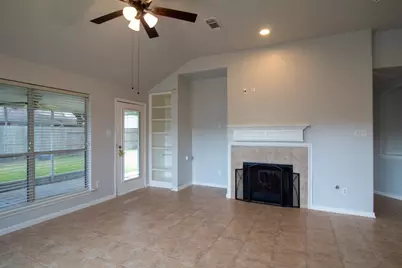 12619 Aubreywood Lane, Houston, TX 77070 - Photo 10