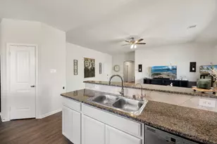 20126 Wade Hampton Dr, Cleveland, TX 77327 - Photo 6