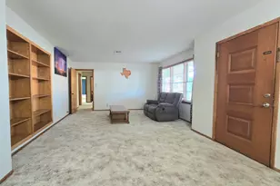 607 S Main St, Dayton, TX 77535 - Photo 6