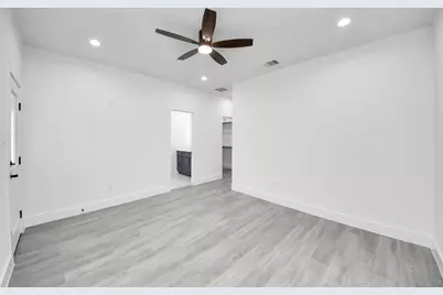 221 Armstrong Street, Houston, TX 77029 - Photo 34
