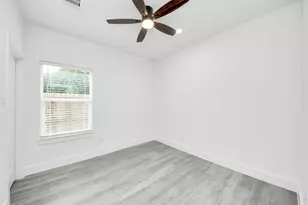 221 Armstrong St, Houston, TX 77029 - Photo 28
