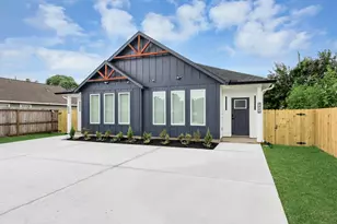 221 Armstrong St, Houston, TX 77029 - Photo 8