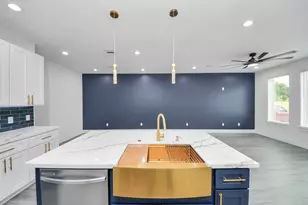 221 Armstrong St, Houston, TX 77029 - Photo 12