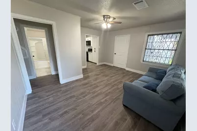 6716 Saint Augustine, Houston, TX 77021 - Photo 4