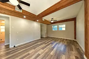 190 White Oak Cir, Point Blank, TX 77364 - Photo 8