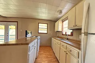 190 White Oak Cir, Point Blank, TX 77364 - Photo 6