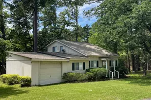 29 Thomas Lake Rd, Riverside, TX 77367 - Photo 2