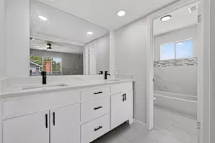 10102 Old Towne Ln, Sugar Land, TX 77498 - Photo 36
