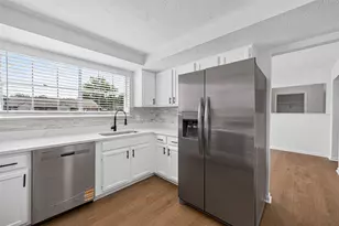 10102 Old Towne Ln, Sugar Land, TX 77498 - Photo 20