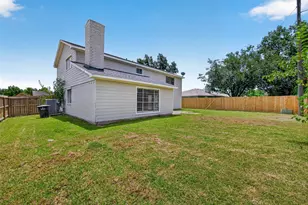 10102 Old Towne Ln, Sugar Land, TX 77498 - Photo 40