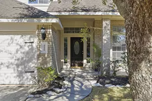 3226 Forest Willow Ln, Houston, TX 77068 - Photo 2