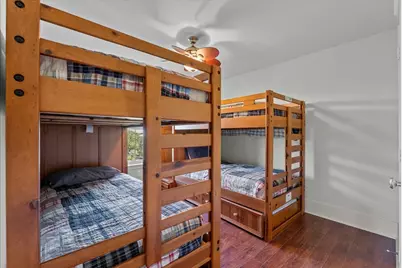 2564 E Bayshore Drive, Dickinson, TX 77539 - Photo 22