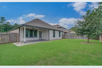 10026 Angelina Woods Lane, Conroe, TX 77384 - Photo 26