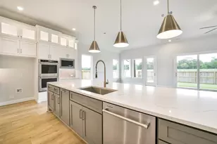 9910 Deep Water Dr, Missouri City, TX 77459 - Photo 12