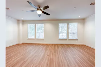 3001 Murworth Drive #1302, Houston, TX 77025 - Photo 8