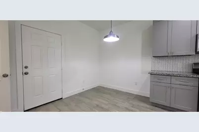 8308 Prairie View Drive, Houston, TX 77088 - Photo 10