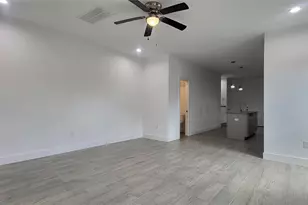 8308 Prairie View Dr, Houston, TX 77088 - Photo 4