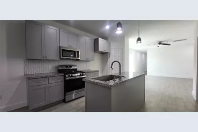 8308 Prairie View Drive, Houston, TX 77088 - Photo 6