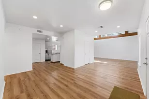 7083 Edgewater Dr, Willis, TX 77318 - Photo 6