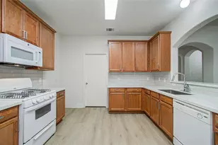 4539 Prince St, Baytown, TX 77521 - Photo 22