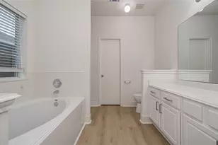 4539 Prince St, Baytown, TX 77521 - Photo 10