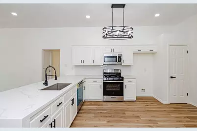 3718 Brighton Lane, Pearland, TX 77584 - Photo 8