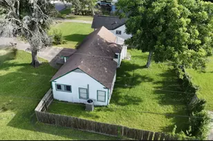 1129 Niagara St, Houston, TX 77051 - Photo 2