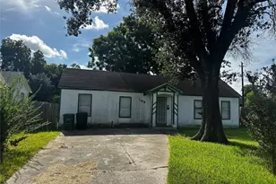 1129 Niagara St, Houston, TX 77051 - Photo 1