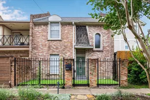 2511 Commonwealth St, Houston, TX 77006 - Photo 2