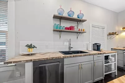 2119 Avenue P, Galveston, TX 77550 - Photo 10