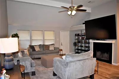 10915 Linwood Court, La Porte, TX 77571 - Photo 4