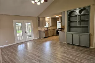 1402 New Orleans St, Deer Park, TX 77536 - Photo 8