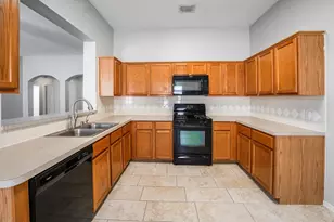 18110 Bare Branch Ln, Cypress, TX 77433 - Photo 4