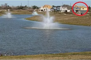 8615 Blue Grotto Ln, Manvel, TX 77583 - Photo 2