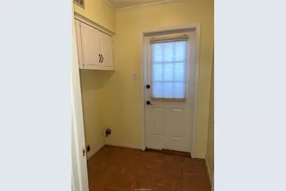 321 E Main Street E, Brenham, TX 77833 - Photo 28