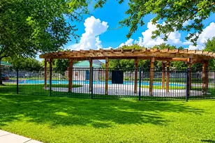 10223 Lark Mountain Dr, Houston, TX 77064 - Photo 12