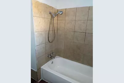 5782 Belcrest Street, Houston, TX 77033 - Photo 18