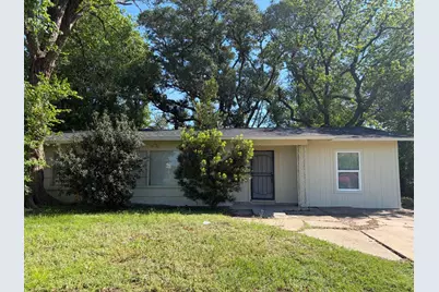 5782 Belcrest Street, Houston, TX 77033 - Photo 1