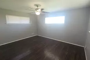 1621 Crestmont Dr, Stafford, TX 77477 - Photo 8