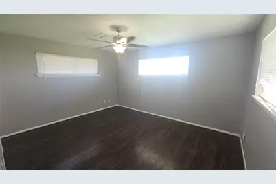 1621 Crestmont Drive, Stafford, TX 77477 - Photo 8