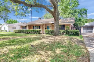 10042 Meadow Lake Ln, Houston, TX 77042 - Photo 4