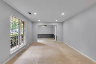 10042 Meadow Lake Ln, Houston, TX 77042 - Photo 6